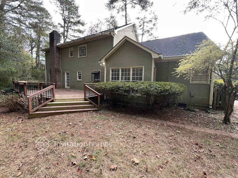 Building Photo - 2952 Moorings Pkwy SW