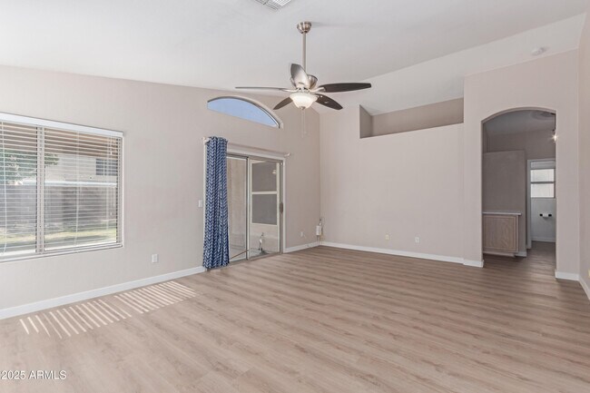 Building Photo - 1058 West Swan Drive