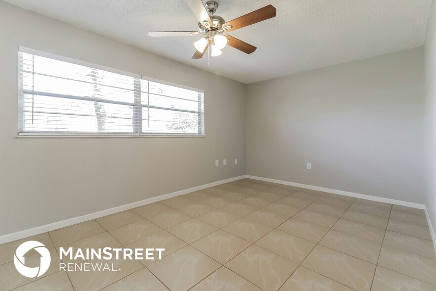 Building Photo - 3014 Windchime Cir W