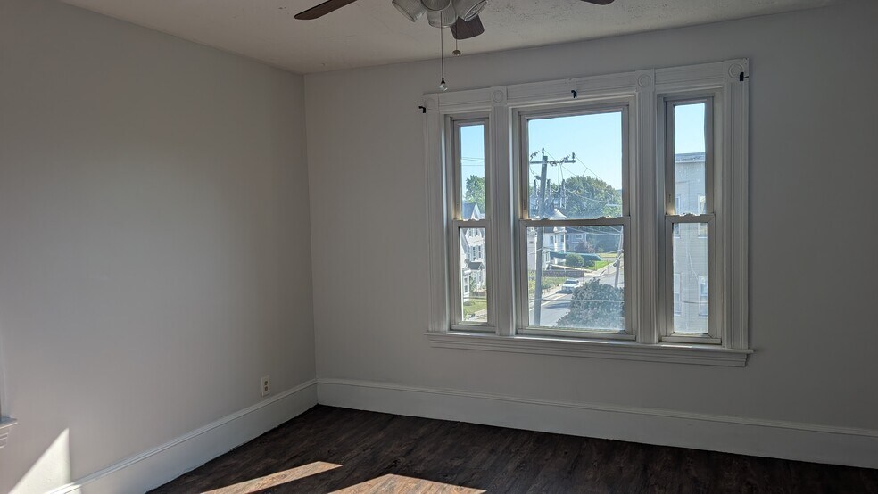 Building Photo - 614 Rimmon St