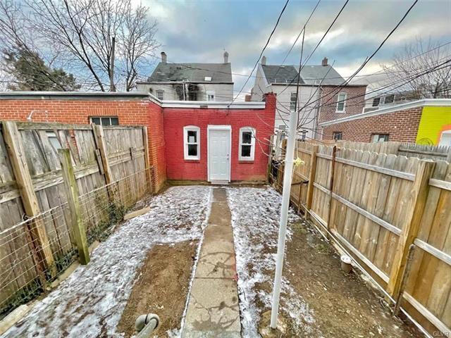 Building Photo - 744 N Ninth St