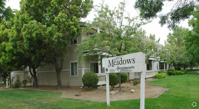 Building Photo - The Meadows Apartments