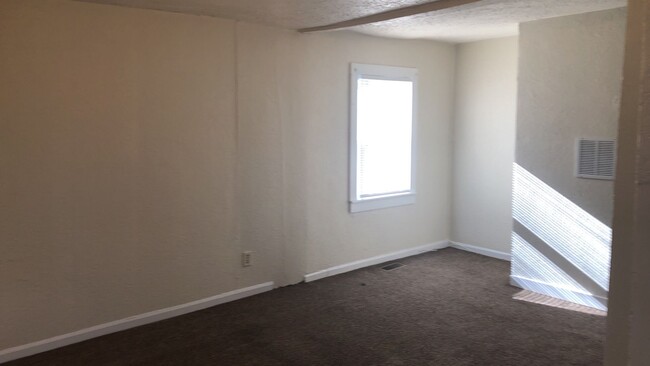 Building Photo - 3 BR - Close to Downtown Rock Hill!