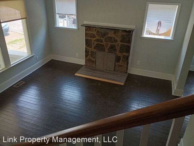 Building Photo - 5 br, 2 bath House - 1207 N Chamberlain Ave