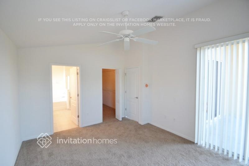 Building Photo - 12257 S Bridge Terrace