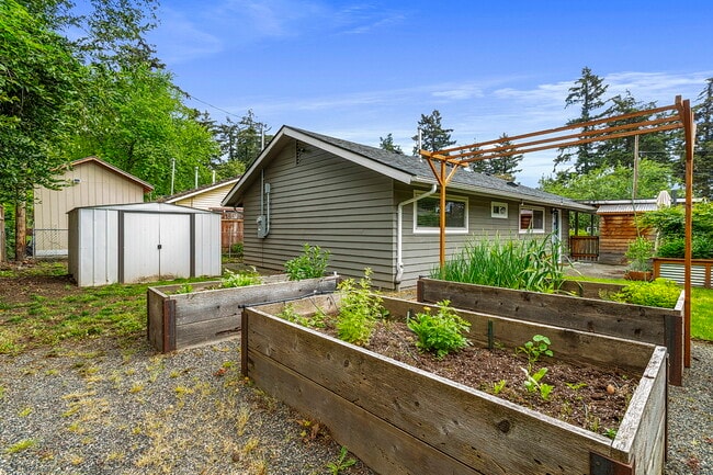 Building Photo - 5359 SE 91st Ave