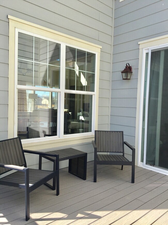 Building Photo - Custom Built Richmond Home for Lease in Fort Collins!