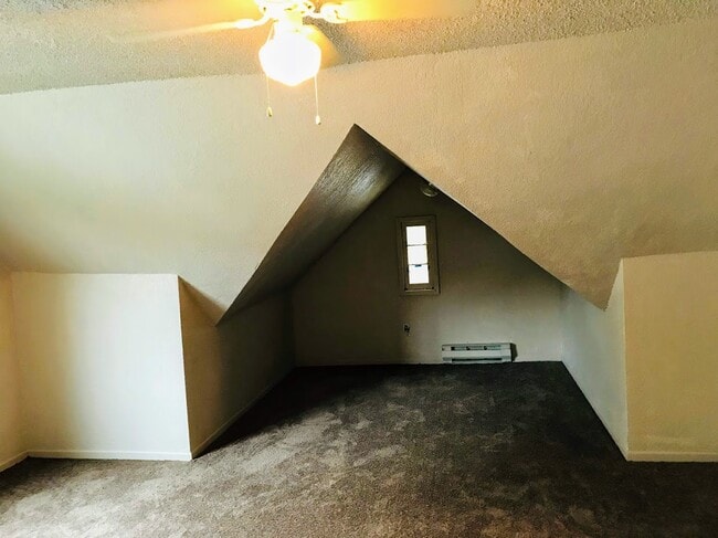 Building Photo - 3866 N 36th St