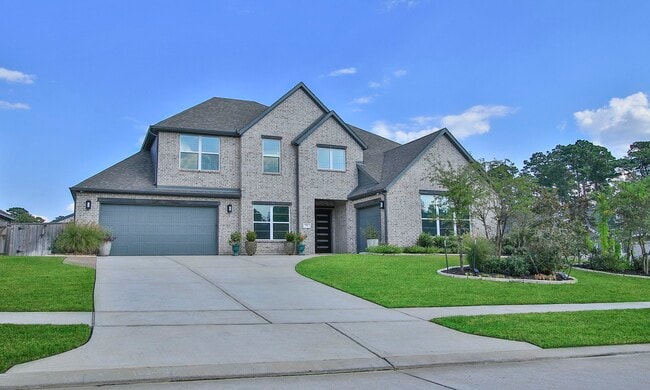 Building Photo - 902 Falcon Hollow Ln