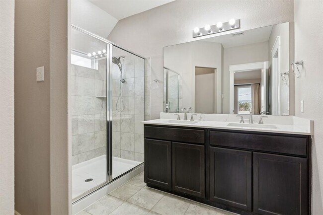 Building Photo - 128 Gidran Trail