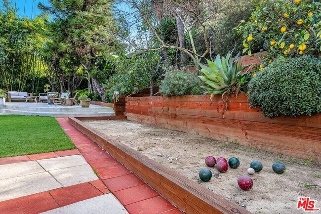 Building Photo - 4267 Don Jose Dr