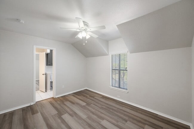 Building Photo - 4351 Bullfinch Ct