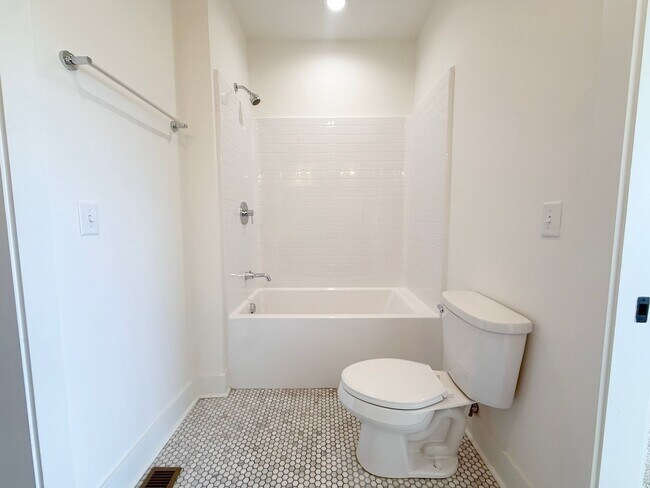 Building Photo - Spacious 4-Bedroom Home Near Tennessee Tech with Pool Access and Pet-Friendly Living