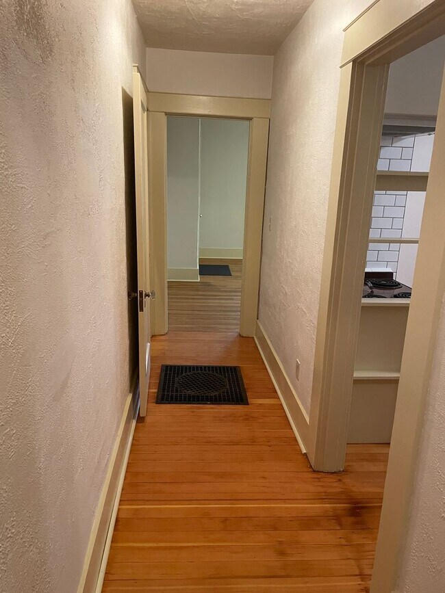 Building Photo - Liar Hill 2 bedroom