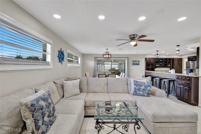 Building Photo - 2033 SE 27th Terrace