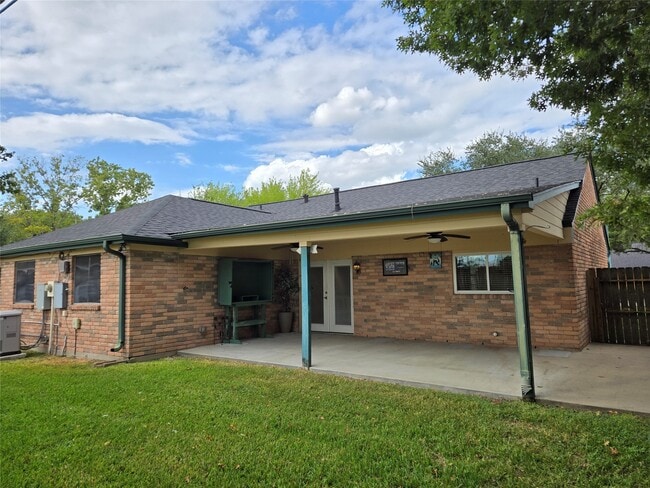 Building Photo - 12243 Fetlock Dr