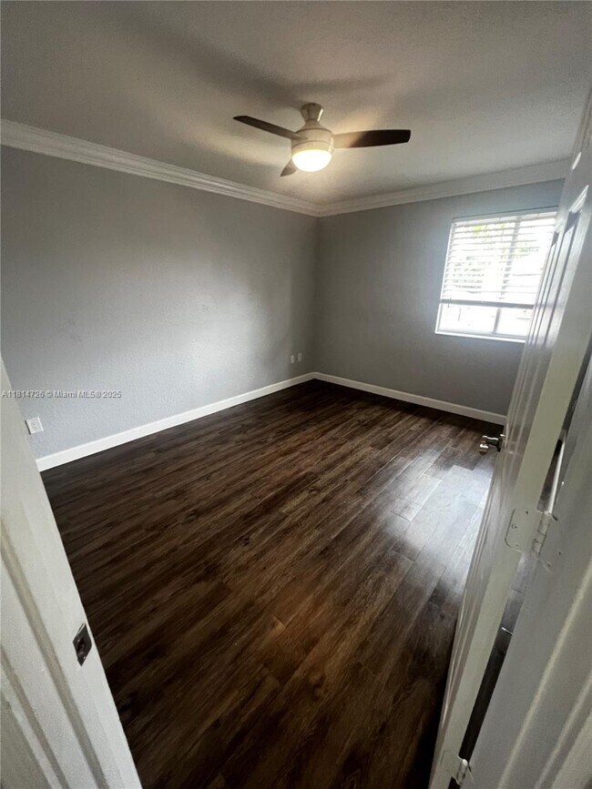 Building Photo - 15640 SW 16th Ct