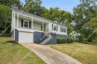 Building Photo - 2649 Blount St