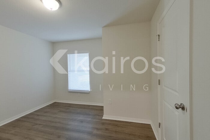 Building Photo - 9119 Aegean Cir