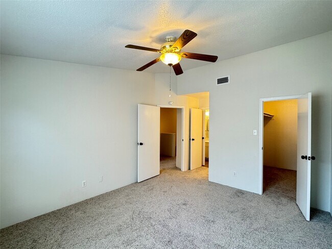 Building Photo - 6500 Sands Point Dr