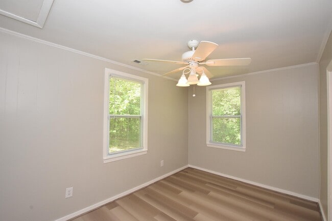 Building Photo - 217 Grove St