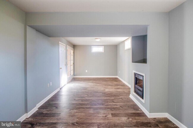 Building Photo - 15309 Lions Den Rd