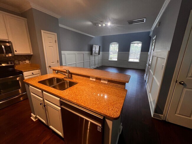 Building Photo - Now Available! Luxury three-bedroom townhome in St. James Square in Myrtle Beach.