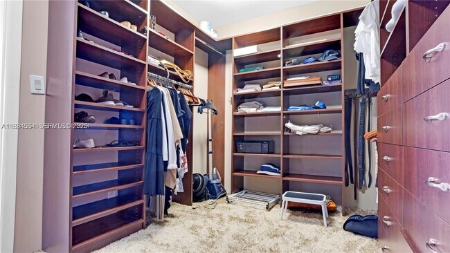 Building Photo - 19707 Turnberry Way