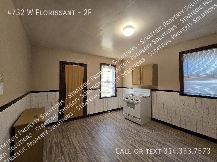 Building Photo - 4732 W Florissant Ave