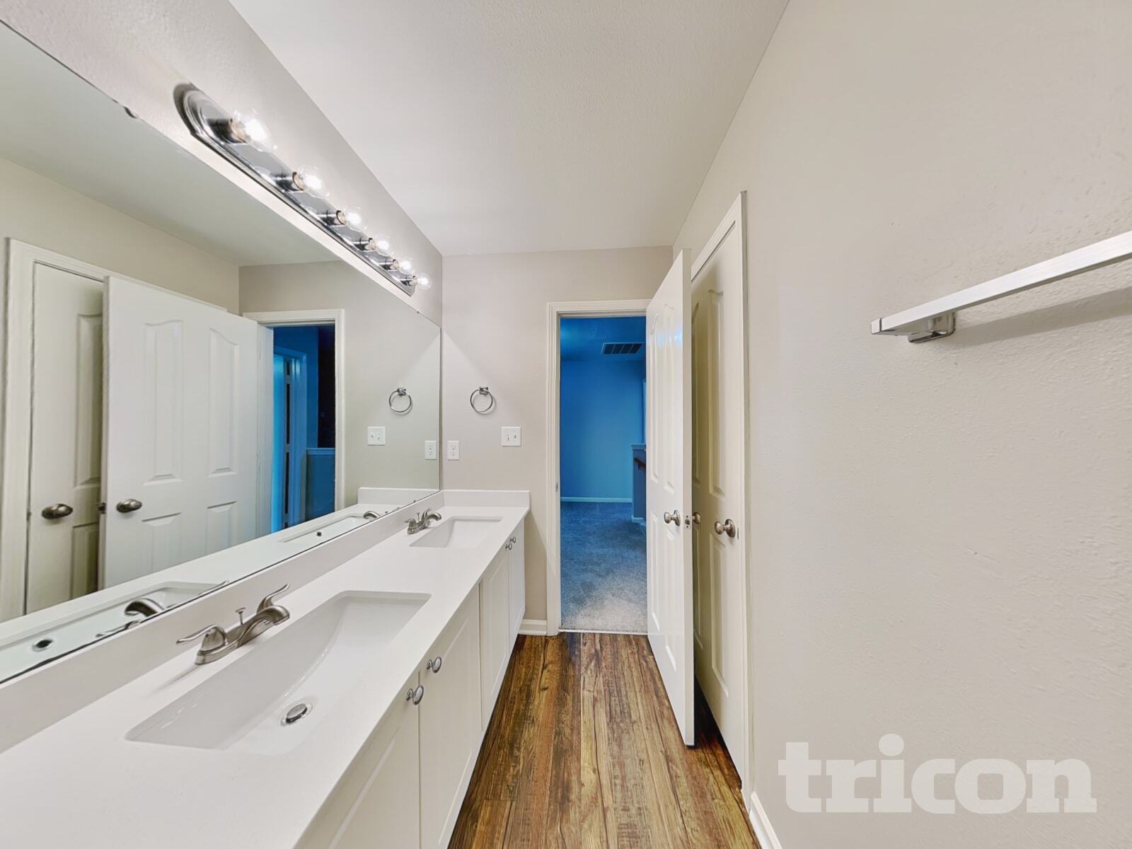 Building Photo - 5251 Grays Ridge Dr