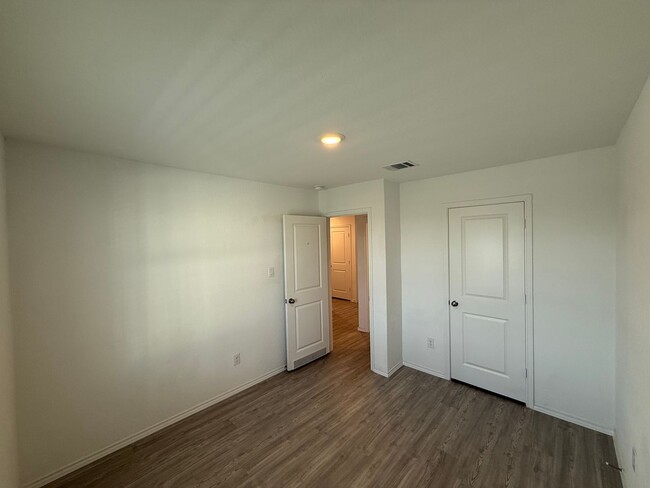 Building Photo - 3Bd 2Ba in Voss Farms Community, NBTX