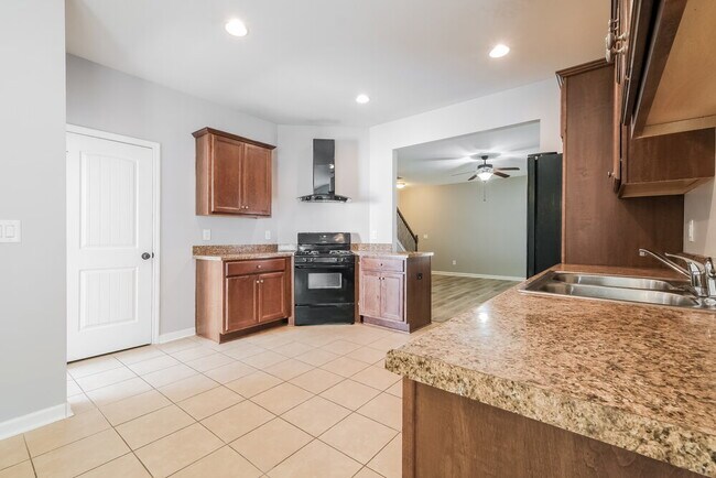 Building Photo - 216 Jefferson Ave