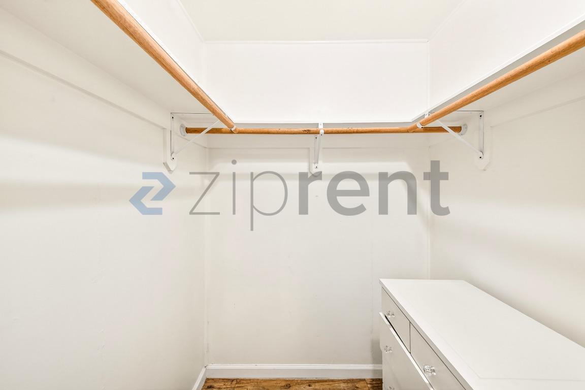 Building Photo - 1113 N Sparks St