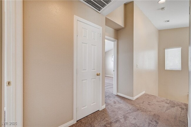 Building Photo - 5716 Breezy Wind Ct