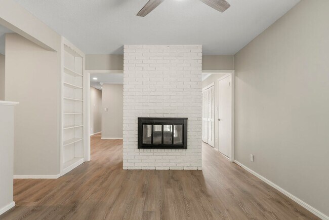 Building Photo - 8340 E 23rd St