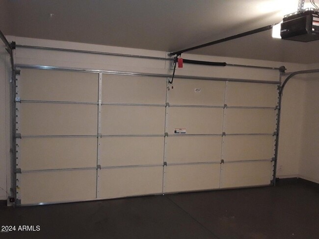 Building Photo - 1920 E Bell Rd