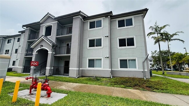 Building Photo - 15410 SW 284th St