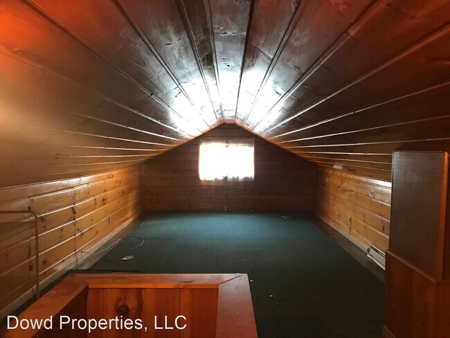 Building Photo - 2 br, 1 bath House - 1605 S. Center Street