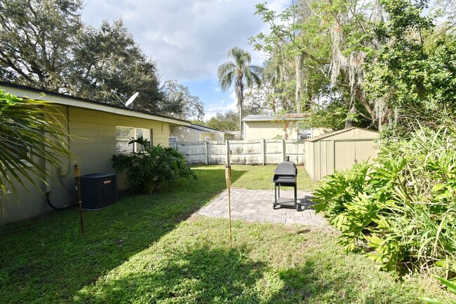 Building Photo - Updated, 3 Bedroom/2 Bathroom, Winter Park...