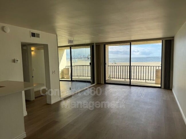 Building Photo - 1140 E Ocean Blvd