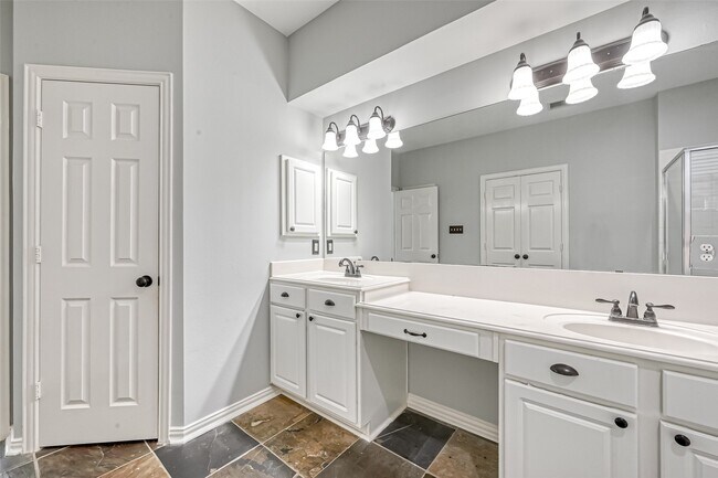 Building Photo - 4907 Mountain Fork