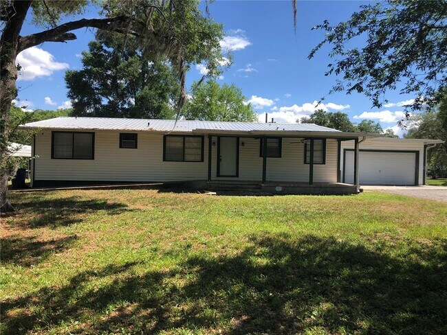 Building Photo - 24206 Doc Karelas Dr