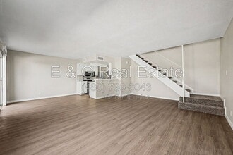 Building Photo - 17009 E Calle Del Oro