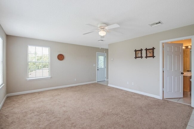 Building Photo - 3253 Stanhope Dr