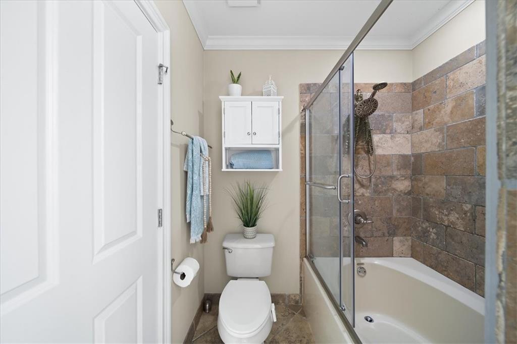 Building Photo - 2277 Peachtree Rd NE