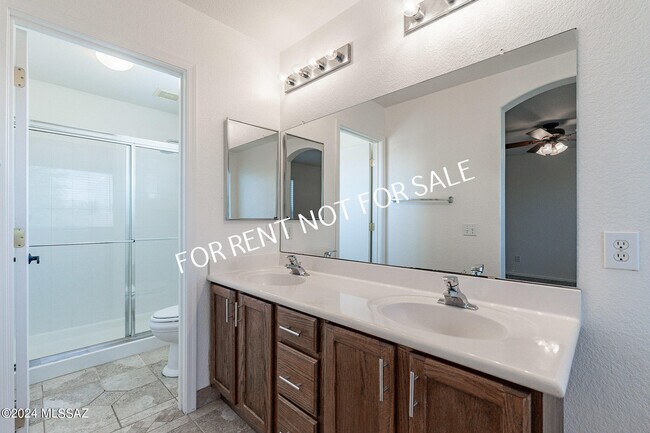 Building Photo - 7442 W Sonesta Dr