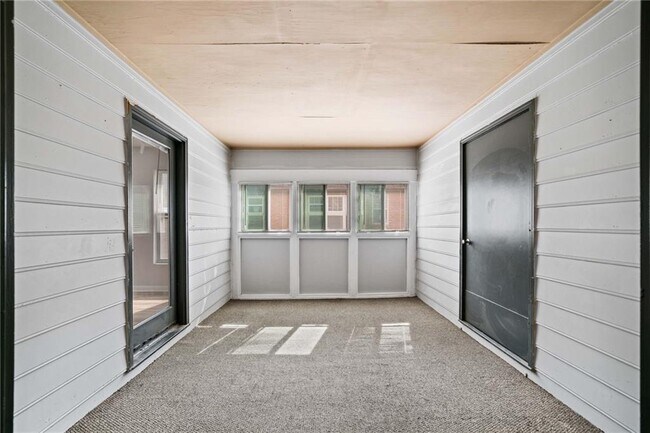 Building Photo - 717 Beaufort Cir