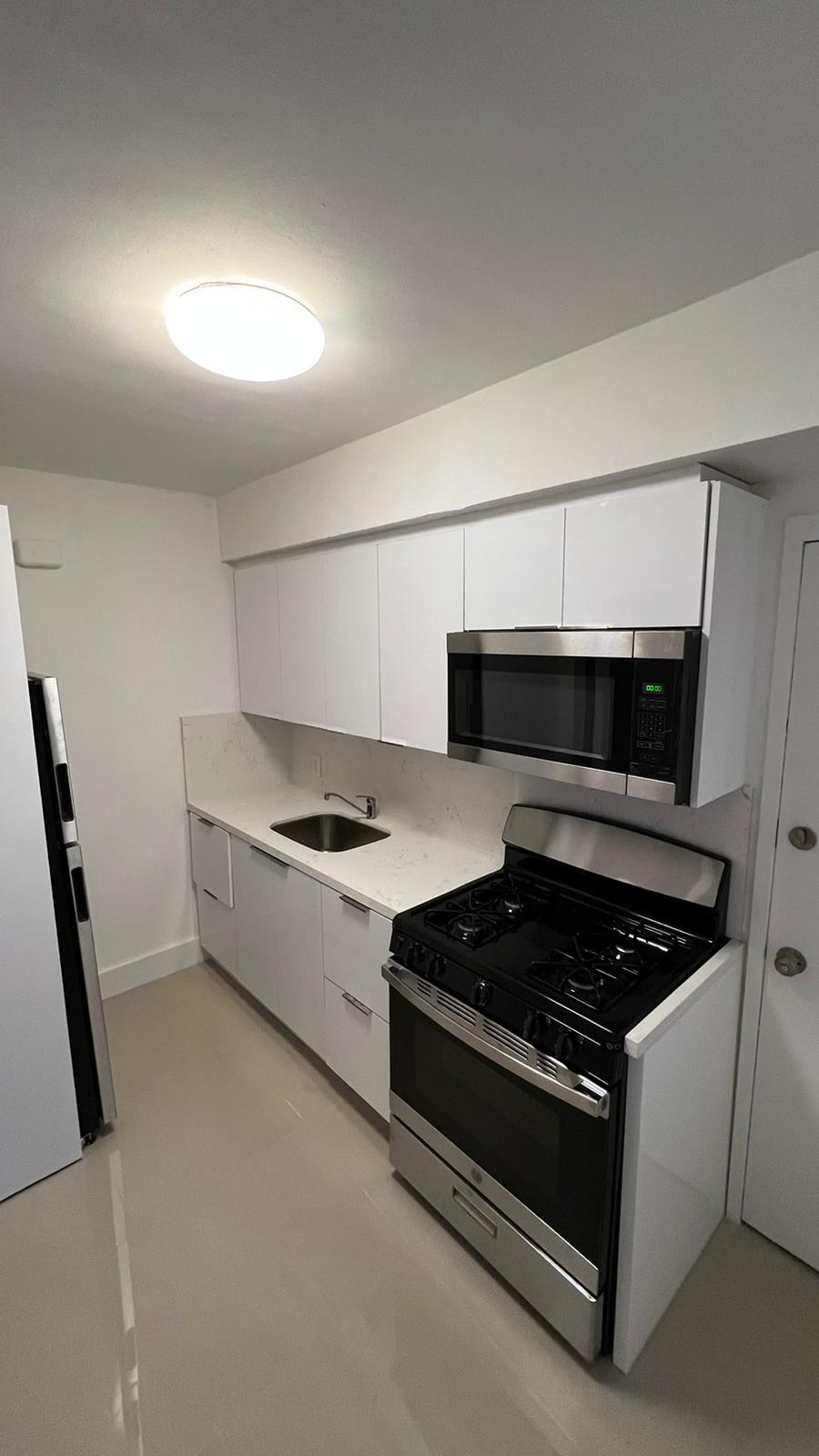 Building Photo - 7821 Byron Ave