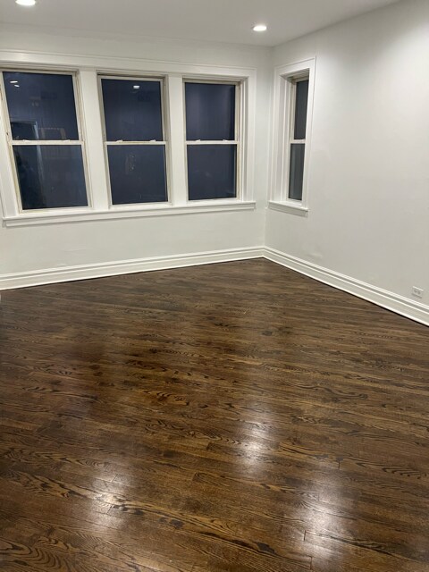 Living room - 4872 W Homer St