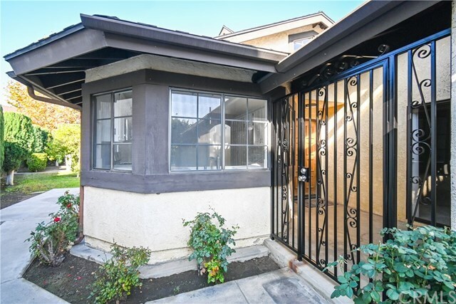 Building Photo - 1131 N Outrigger Way